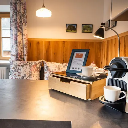 Mavijolu Lakeside Hallstatt