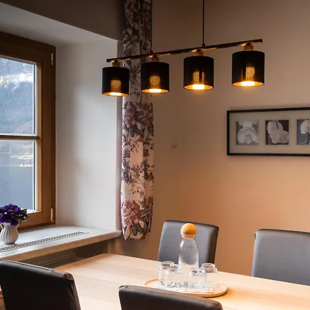 Mavijolu Lakeside Hallstatt